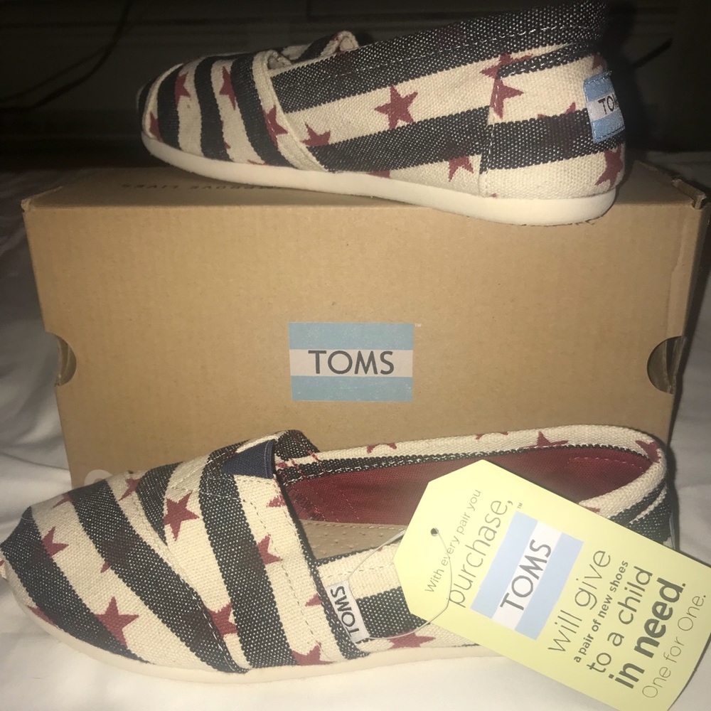 TOMS Classic